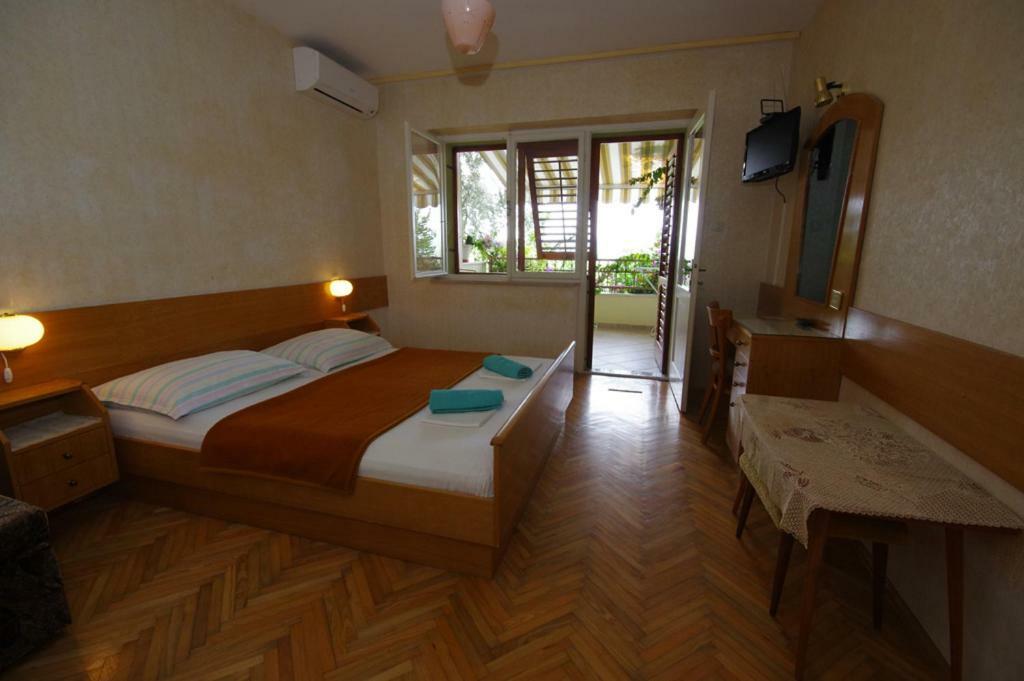Villa Libertas เบรลา ห้อง รูปภาพ